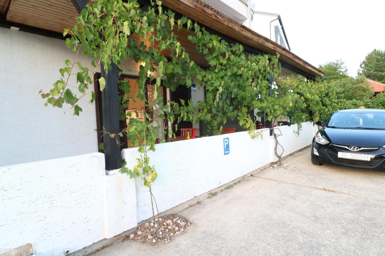 Apartments Vladan With Terrace Baska  Exterior photo